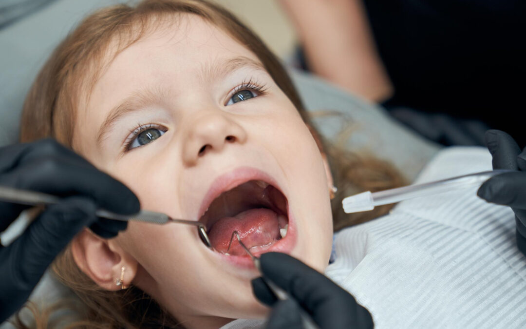 Prima visita dal dentista: come rendere positiva l’esperienza per i bambini